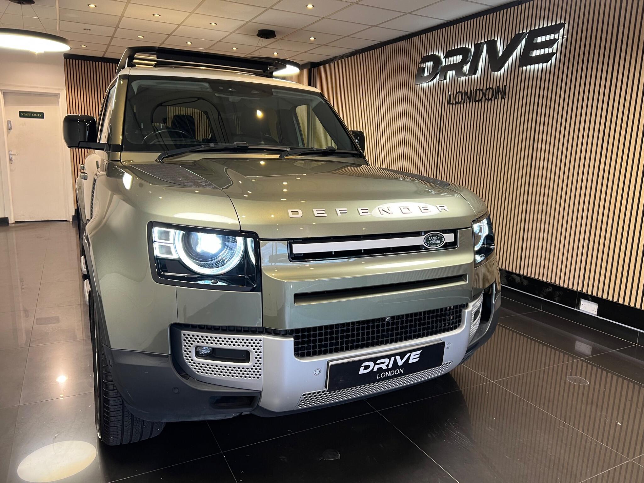 Land Rover Defender 110